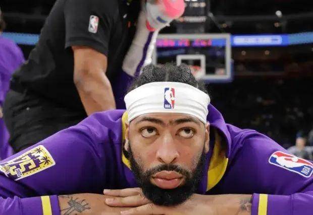 星空体育app-戴维斯低迷全队懒洋洋 湖人卡位战连败形势告急