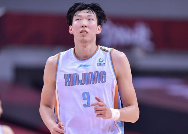 星空体育app-周琦与新疆两败俱伤 破解僵局还需第三方介入？